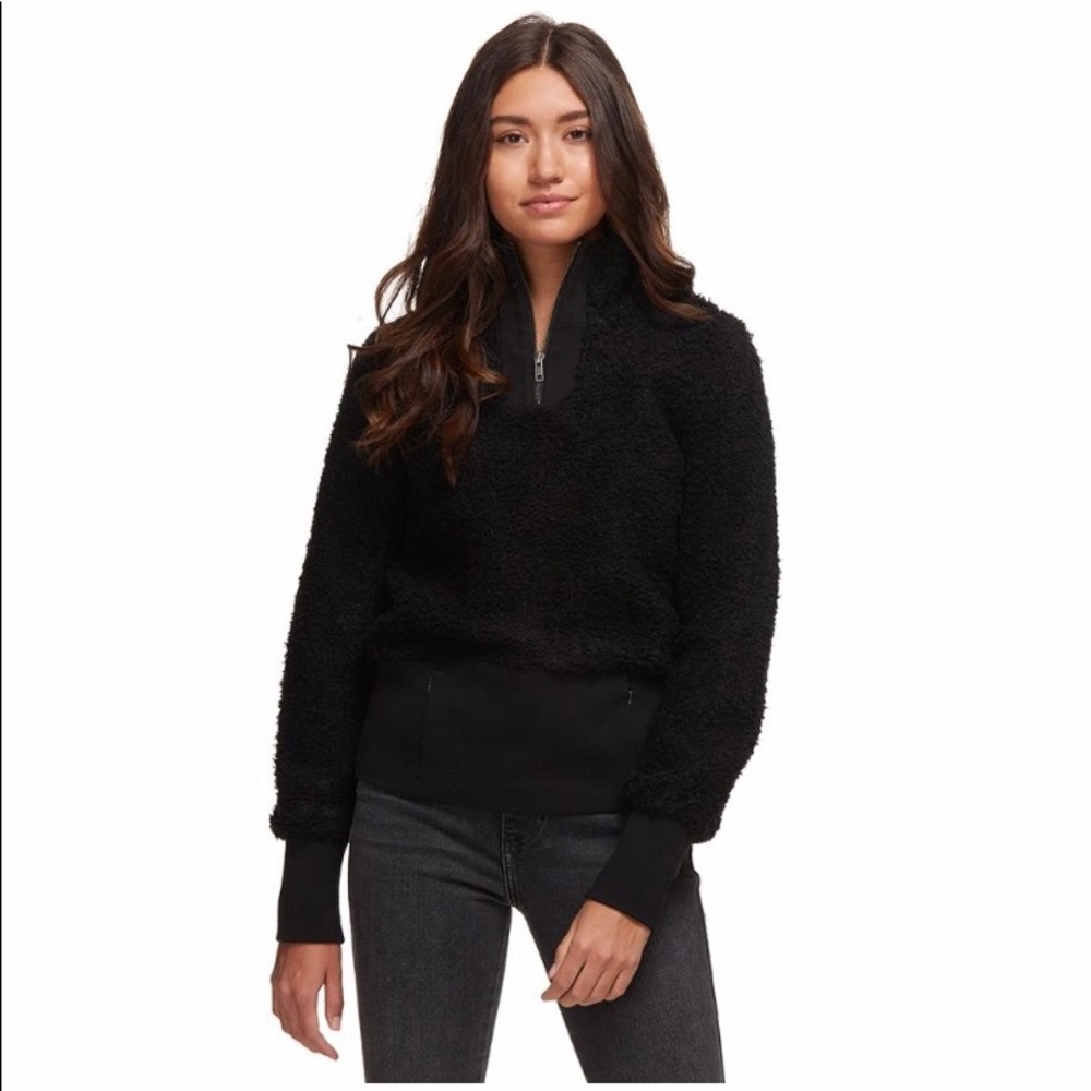 Basin + Range black sherpa 1/4 zip pullover - sz M